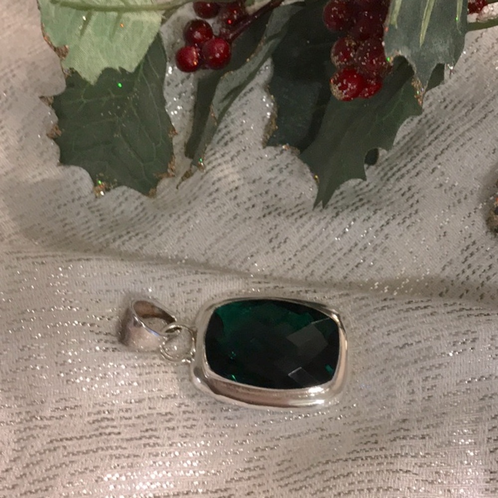 .925 Sterling silver and faceted green chrome diopside glass pendant